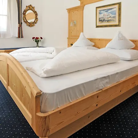 Otel Garni Iris