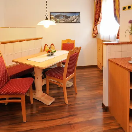 Otel Garni Iris 3*